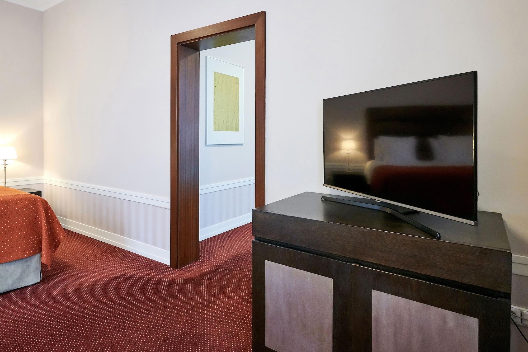 La Boutique Hotell Prag Exteriör bild