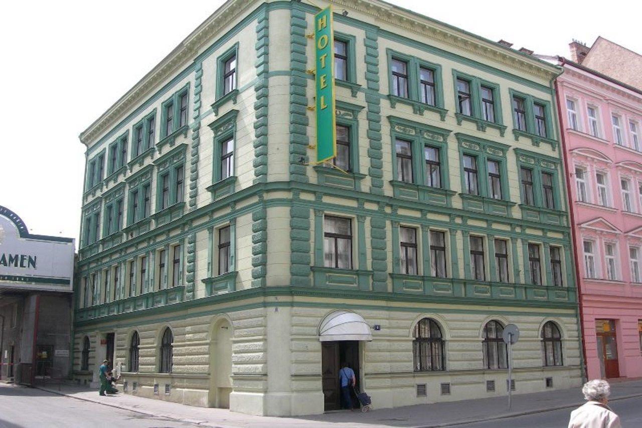 La Boutique Hotell Prag Exteriör bild